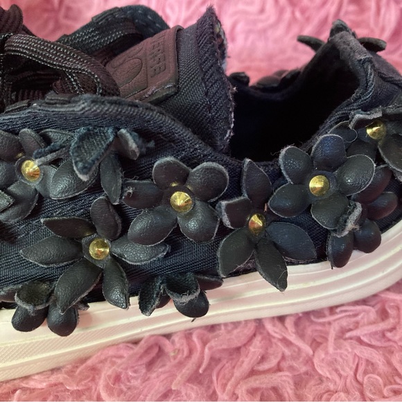 Converse X PatBo Chuck Taylor Studs & Flower Sneakers Black Size 6.5 - Picture 7 of 15
